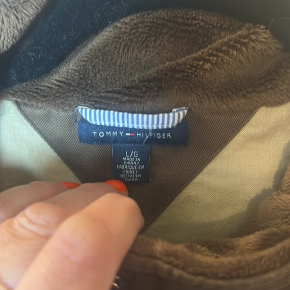 Tommy Hilfiger Brown Lined Vest - Picture 2 of 8